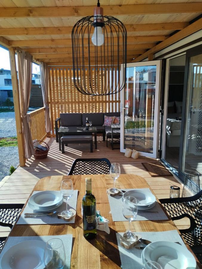 Mobile Home Katja บานโจเล ภายนอก รูปภาพ