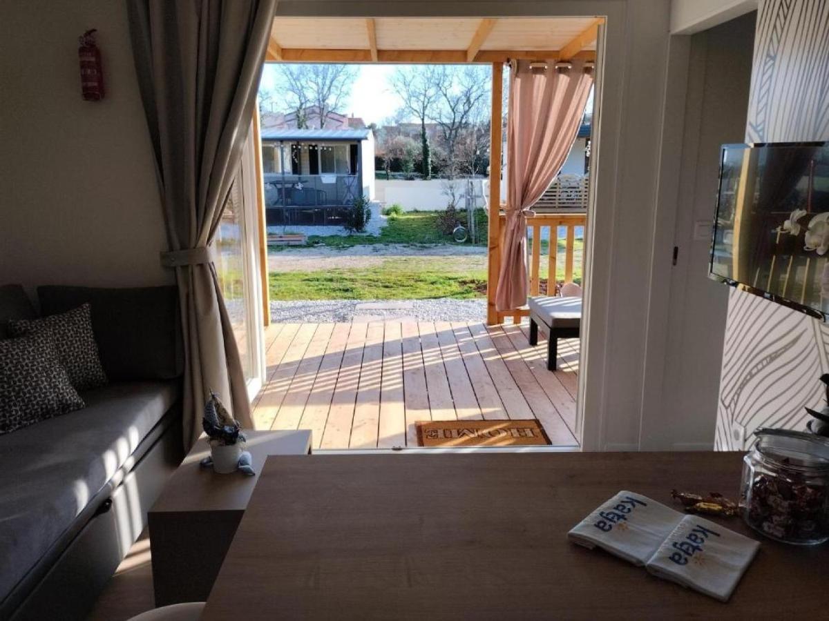Mobile Home Katja บานโจเล ภายนอก รูปภาพ